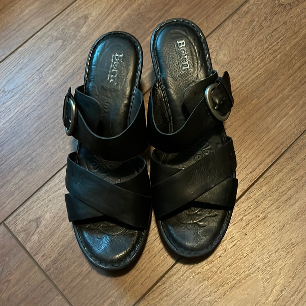 Born wedge sandal